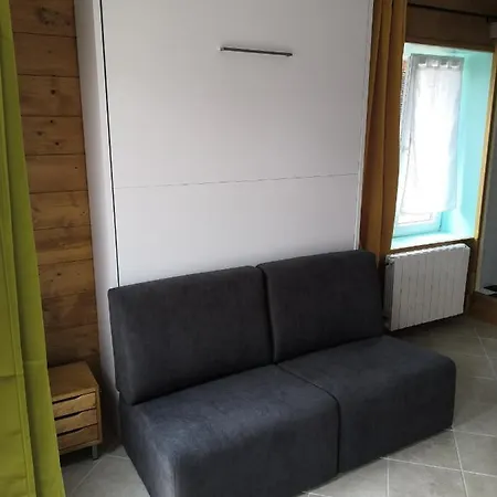 Studio Ventadour Égletons Extérieur photo